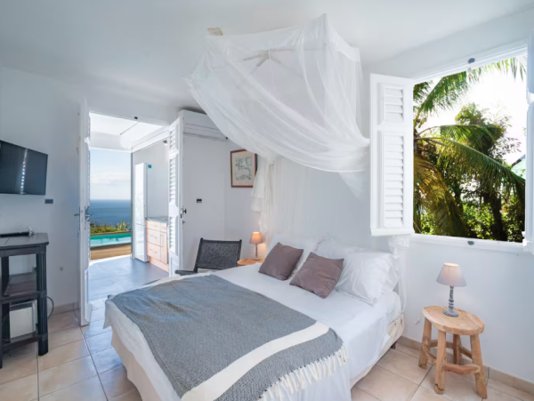 Charmin Caribbean Villa with Private Pool & Stunning Views